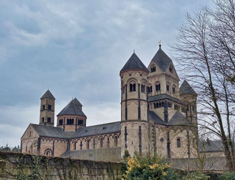 Benediktinerabtei Maria Laach, Glees