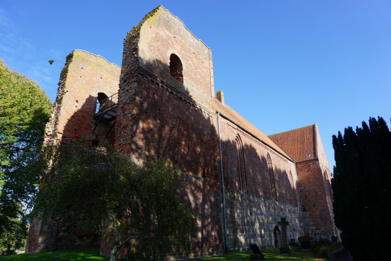 Sankt Mauritius-Kirche, Friedeburg